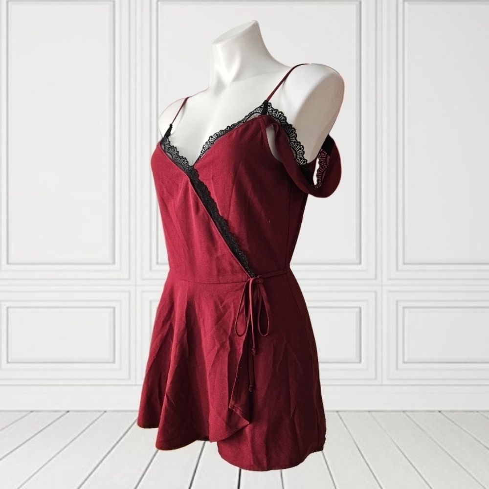 Socialute Cold Shoulder Ro.per Small - Picture 3 of 6